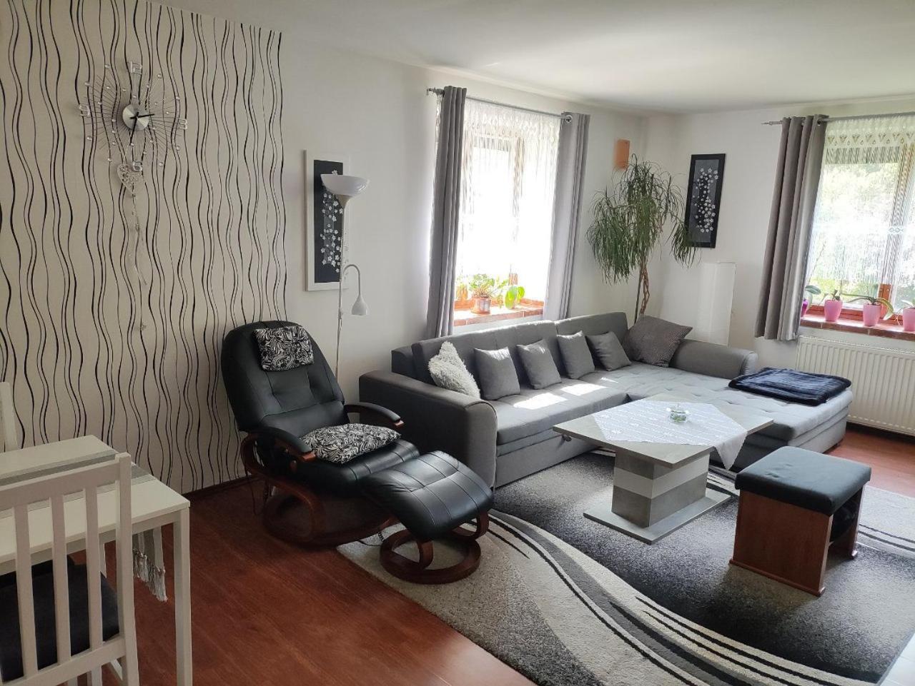 Na Kopci 84 Apartment Stare Krecany ภายนอก รูปภาพ